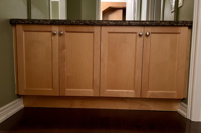 Vanity / Bathroom Cabinets (Shaker Style, Maple Wood) in Cabinets & Countertops in City of Toronto - Image 2