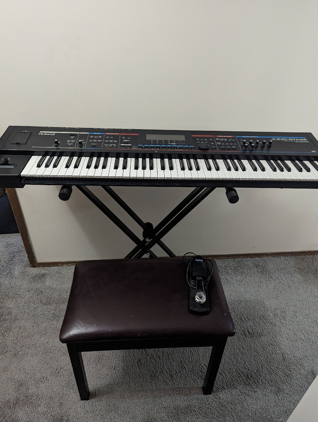Roland Juno Stage Synth keyboard Pianos & Keyboards Calgary Kijiji