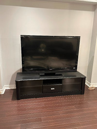 Tv SONY ( model number KDL 52S5100) 52 inch and stand