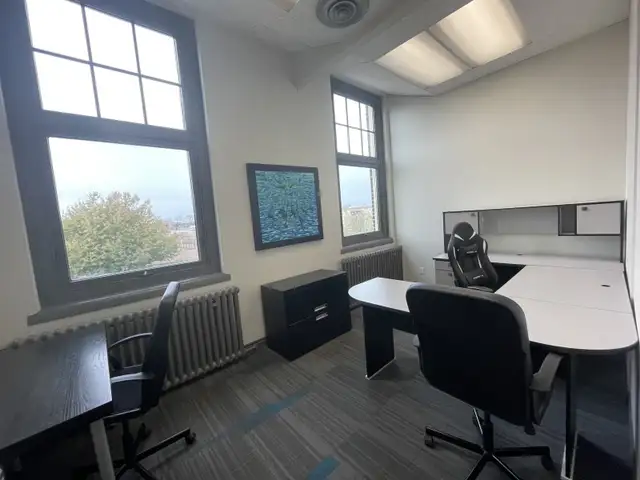 Gem nominee Office Space, historic Bell Telephone building in Commercial & Office Space for Rent in City of Toronto - Image 3