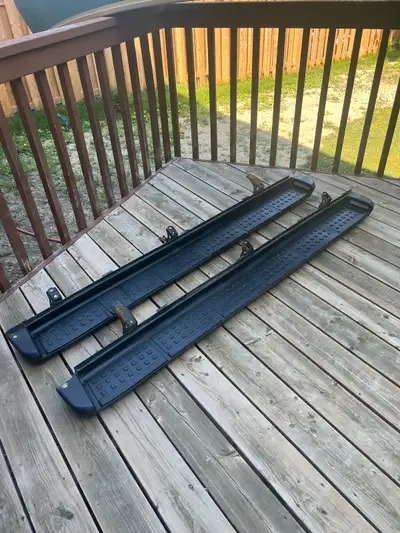 Off my 2006 Toyota 4Runner Limited. Great condition, wiring in tact, all lights work. Been sitting i...
