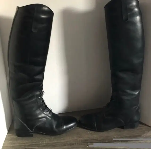 Ariat Womens Sz 8.5 Boots in Women's - Shoes in Kitchener / Waterloo - Image 11