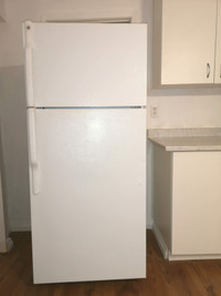 General Electric Refrigerator for $300