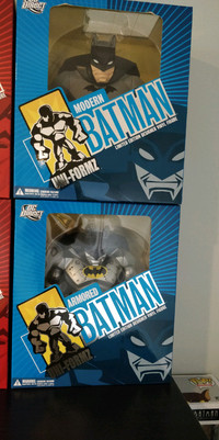 DC DIRECT Uni-Formz Batman Superman vinyl RARE  LIMITED EDITION