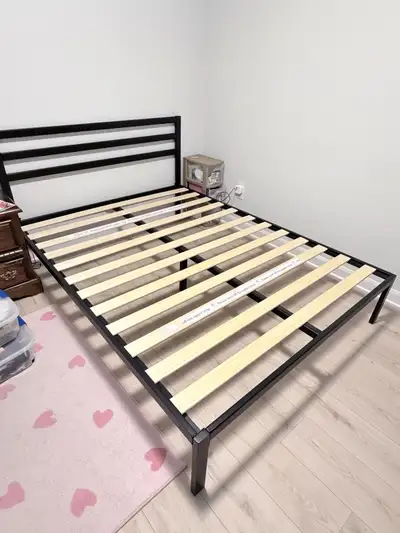 Zinus Queen Bed Frame - Mia 15 inch Metal Platform Bed, View more