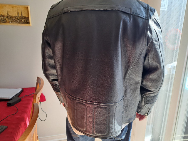 Leather Motorcycle Jacket - Top Quality Thick Leather in Men's in Oshawa / Durham Region - Image 2