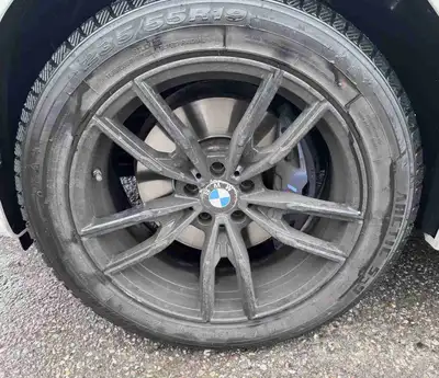 • Size: 235/55R19 5×122 • Used for less than 15,000 km • Good used condition • Previously installed...