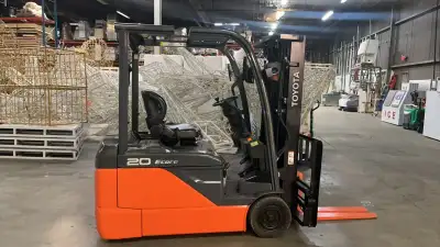 Toyota 4400lbs electric forklift reach 14.1 feet, View more