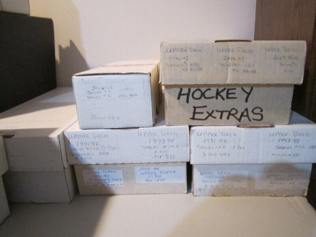 Upper Deck Hockey Base Sets in Arts & Collectibles in Kitchener / Waterloo - Image 3