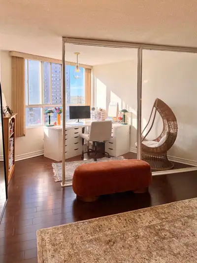 Spacious 1 Bed +1 Glassed In Den Condo @ Place Royale (3695 Kaneff) | Utilities & Parking Included |...