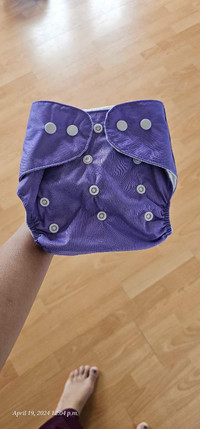 Reusable diaper for infants with 3 extra pads