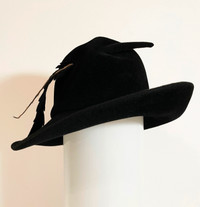 Vintage 1970/80s Simpsons Black Wool Hat with Feather