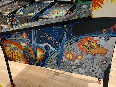 Stern Star Wars Comic book Art Pinball HUO low plays in Toys & Games in Markham / York Region - Image 3