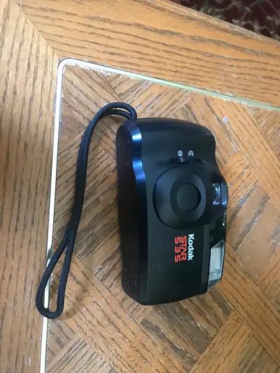 Kodak Star 535 Black 35 MM Film Camera Fixed Focus Sensalite Fla, View more