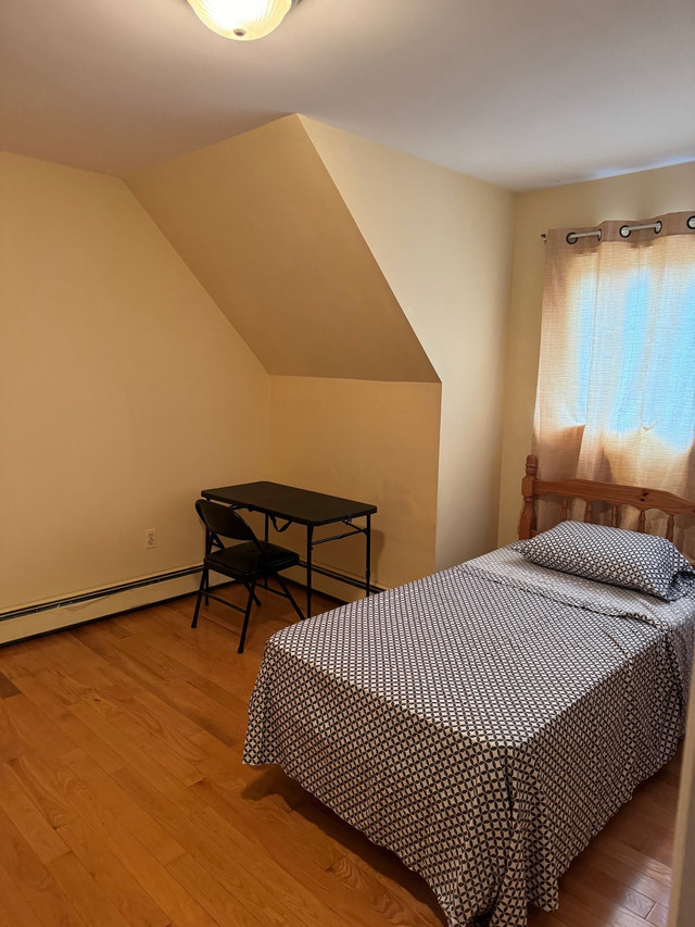 Private room available in Room Rentals & Roommates in Charlottetown - Image 4