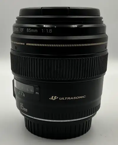CANON EF 85MM 1:18 LENS-W/ LENS CAPS, View more