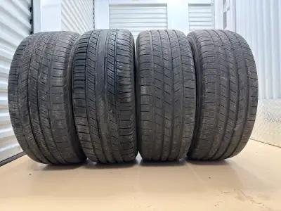 4 Tires in perfect condition Size: 225/55 R17 All-season Tires Michelin Defender Price: $370 for all...