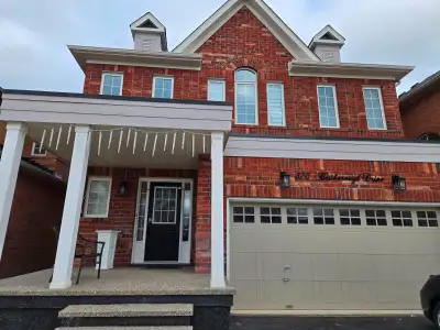 Stunning 4-Bedroom Detached Home with Pond View