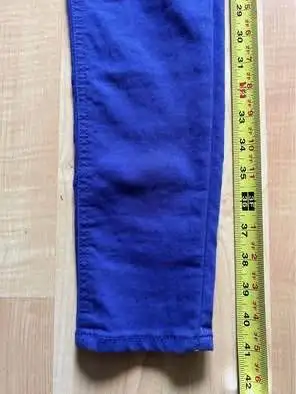 H&M Divided blue skinny jeans $10, size 8, high waist in Women's - Bottoms in Oakville / Halton Region - Image 7