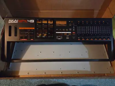 Akai MPK49, View more