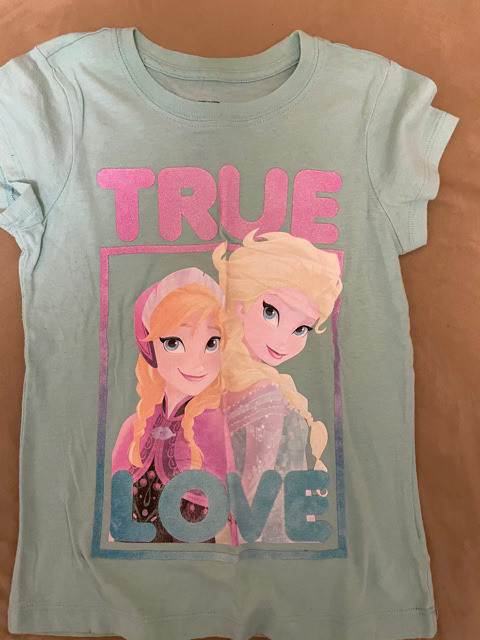 Girls Graphic Shirts/Tops (size 5/6) in Clothing - 5T in City of Toronto - Image 4