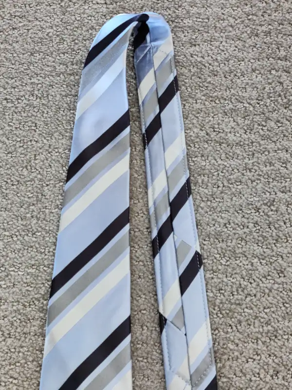 Men's Silk Neck Ties - Pointed Tip - Jones New York - 100% Silk in Men's in Calgary - Image 3