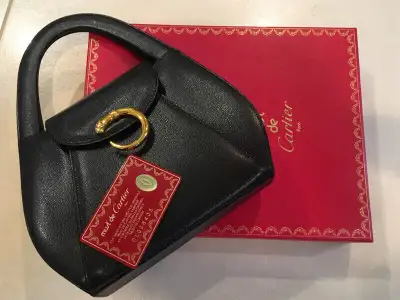 Vintage - sac à main Panthère-Must de Cartier  -  neuf, View more