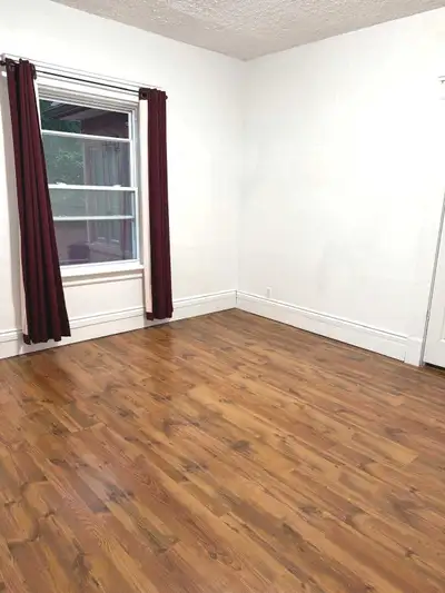 Main floor private room for rent in Kitchener, ON, no sharing. Suitable for female students, recent...