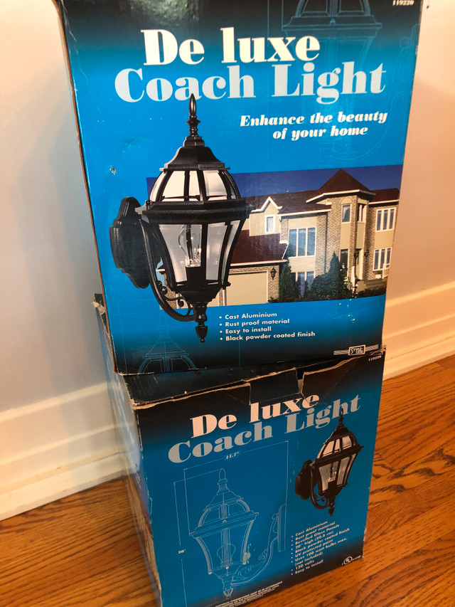 Coach Lights in Outdoor Lighting in Oshawa / Durham Region