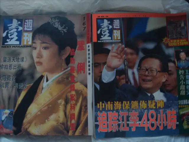 Love Hong Kong Entertainment Magazines From the Past?    3723 in Magazines in City of Toronto - Image 9