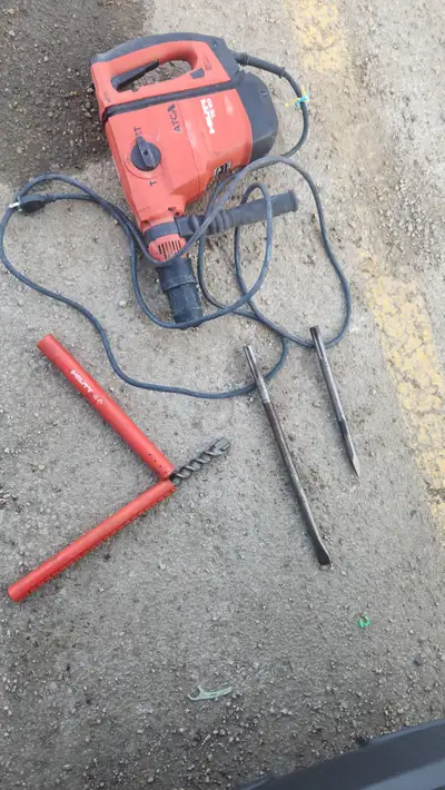 like new hilti te 60 atc hammee drill with bits cash 745$$, View more