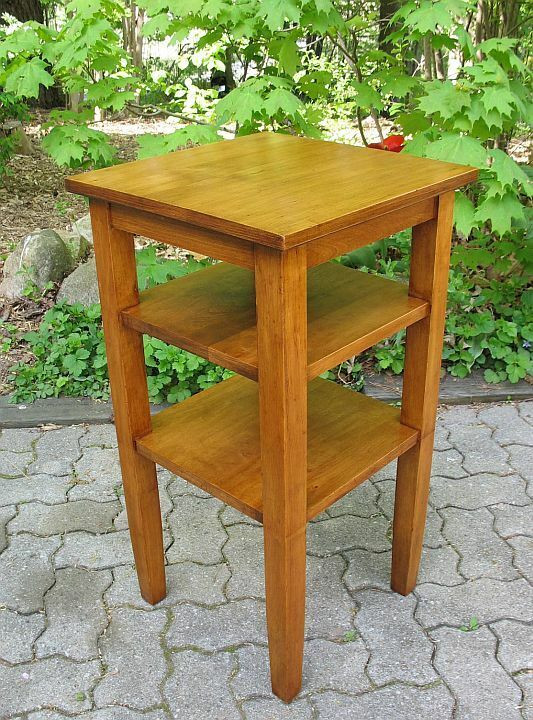 Refinished Antique Pedestals & Plant Stands in Other Tables in Markham / York Region - Image 3
