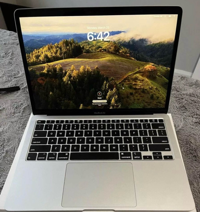MacBook Air 2020 2018 2019 & MacBook Pro 2020  & 2015 in Laptops in Mississauga / Peel Region
