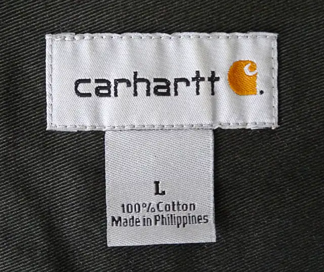 Men’s Large CARHARTT heavy cotton work shirt. in Men's in Markham / York Region - Image 2
