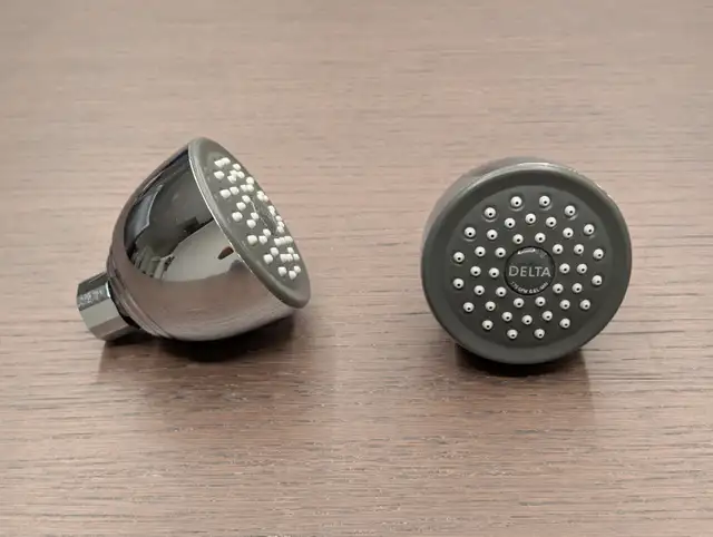 Delta shower head (pair) in Plumbing, Sinks, Toilets & Showers in Calgary - Image 3