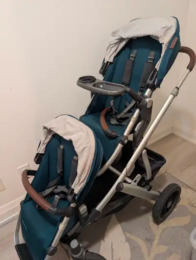 Uppababy Vista V3 2023 Stroller - very good condition, View more