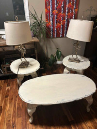 Coffee table, side tables+ lamps, dresser