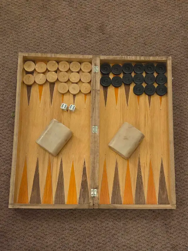 Vintage Thorness inlaid wooden multi-game board in Toys & Games in City of Toronto - Image 4