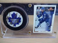 puck and card holder autographed puck by darcy tucker