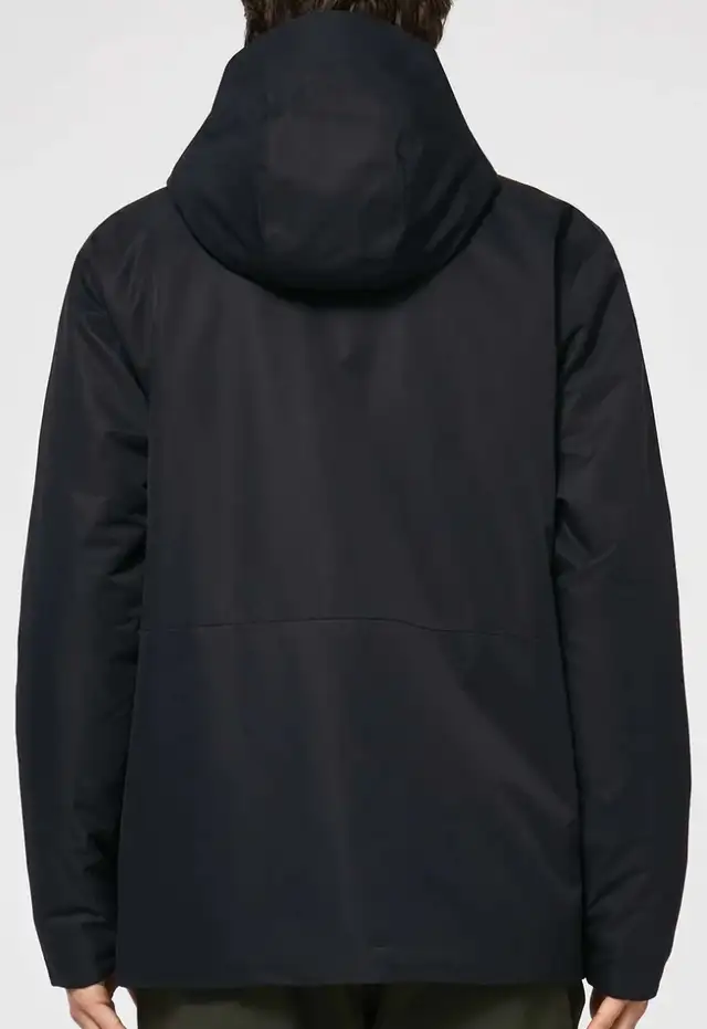 Brand New Oakley Range RC Ski Jacket in Men's in Calgary - Image 5