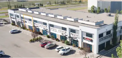 Units 122 & 132 – 5334 72 Ave SE 2,423 SF | Zoned I-C Prime location with easy access to Deerfoot, B...