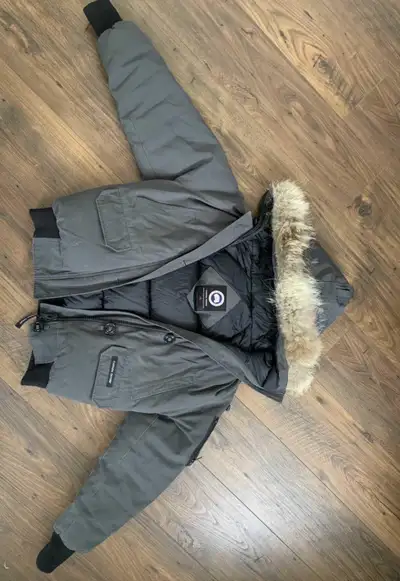 Canada Goose bomber size M women’s, View more