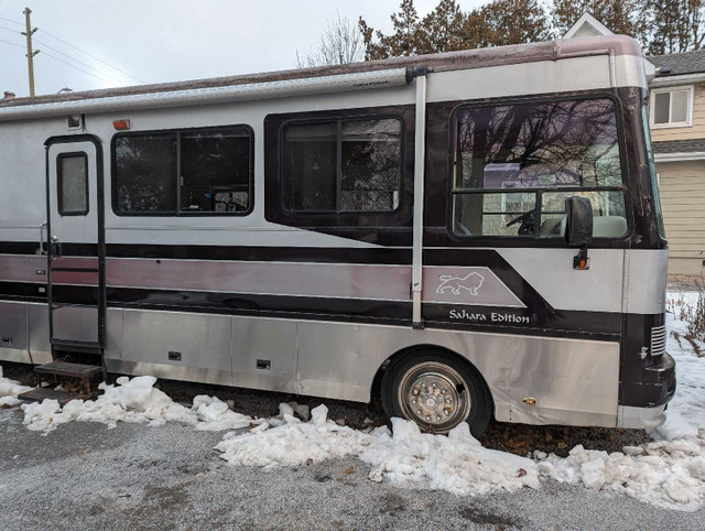 Diesel 35' class A motorhome, Safari Sahara in RVs & Motorhomes in Markham / York Region - Image 4