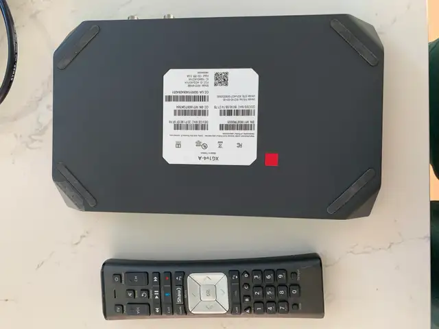 Shaw cable box and remote (3x HDMI cables) in General Electronics in Edmonton - Image 3