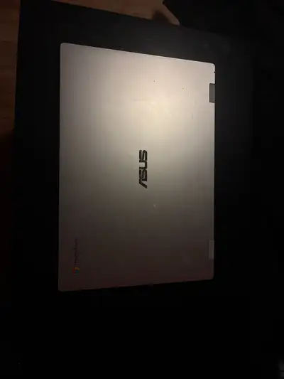 CASH AND PICK UP ONLY Ordinateur portable ASUS Chromebook CX1500CKA en très bon état. Il fonctionne...