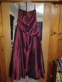 Katerina brand gown- ladies size 14