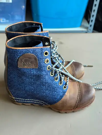 Sorel Women's Boots Size 7.5, View more