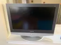 Tv samsung 32” lcd with hdmi