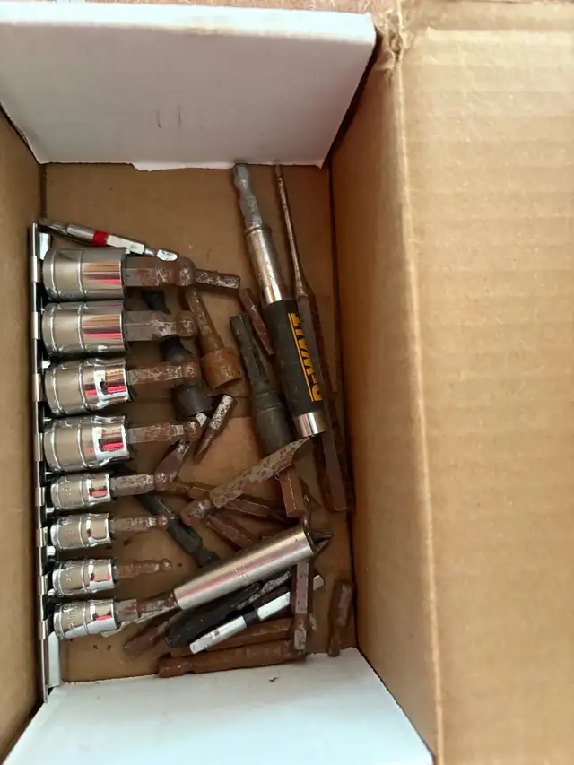 screwdriver drill bit assortment set - used as pictured63804703054723120
