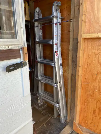 Mastercraft 17 way adjustable aluminum ladder scammers F… Off